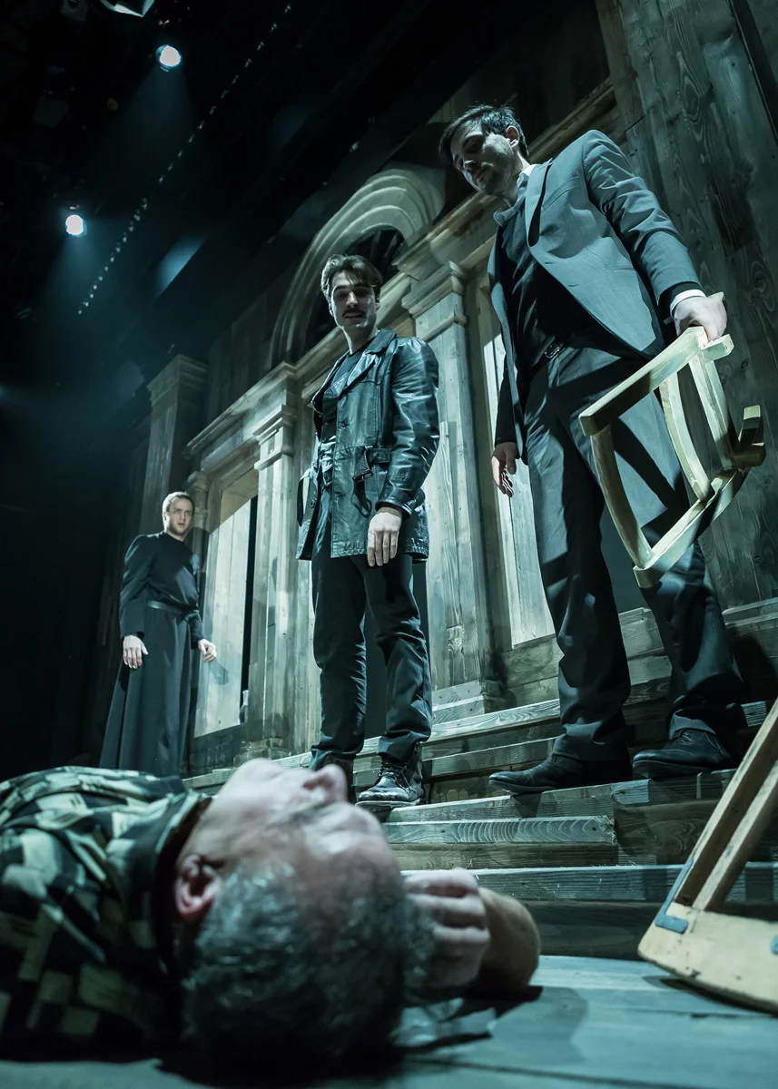 karamazov_ea_01_domolky_daniel_PRINT_010.jpg