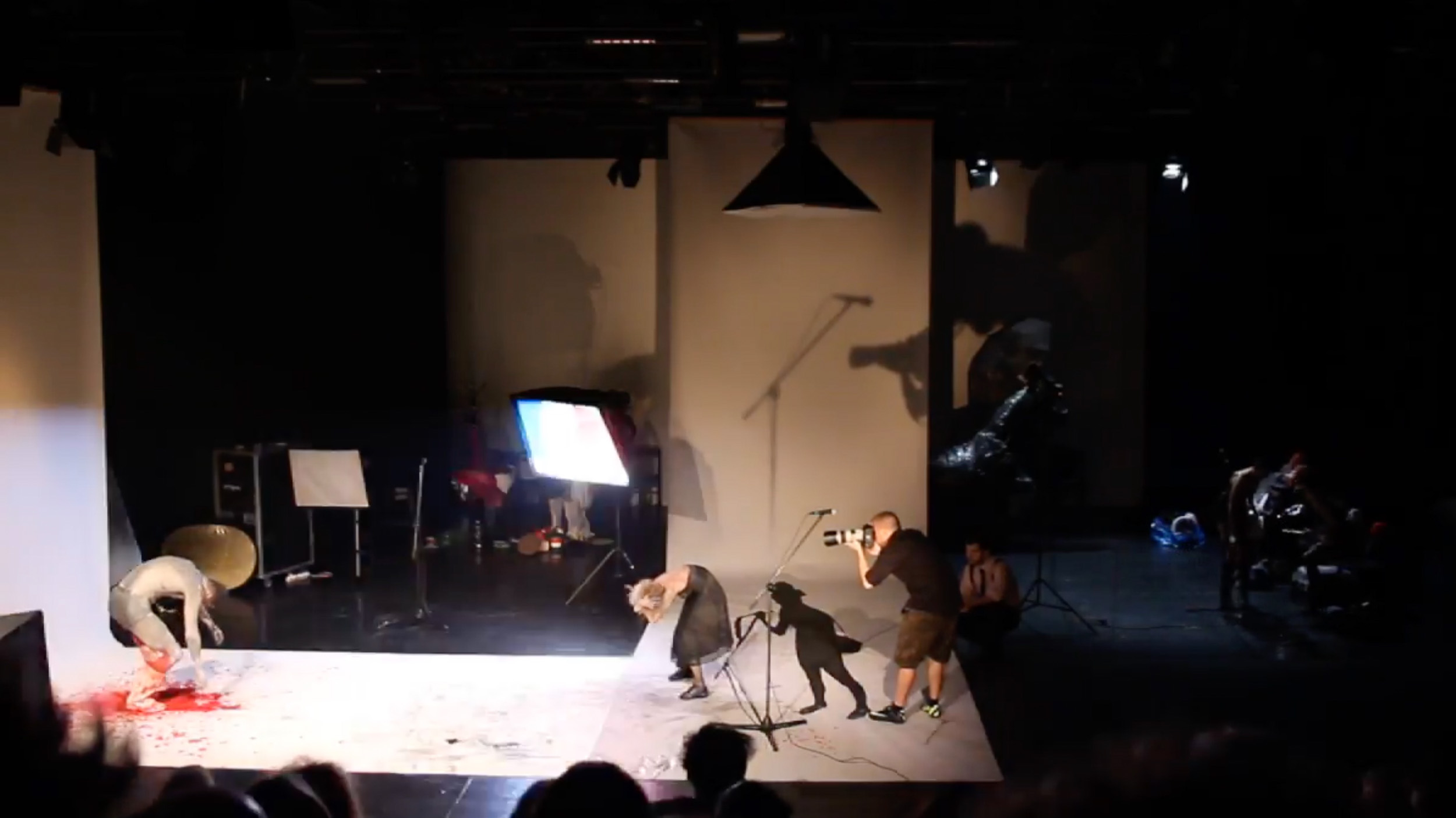 gergye_onstage_deephoto_WEB_001.jpg