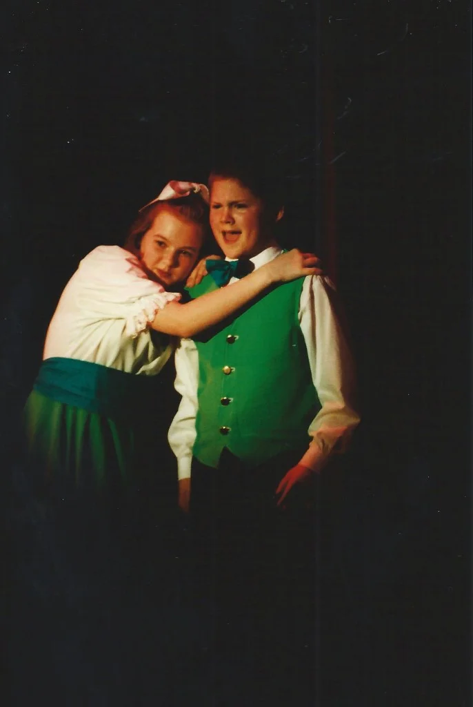 phoenix-youth-theatre-2000-grand-old-time-music-hall-comic-duet-hug.jpg