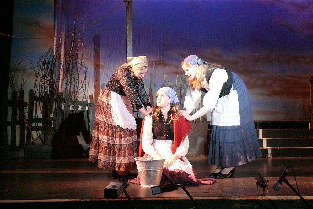 PYT's Fiddler on the Roof (2011)