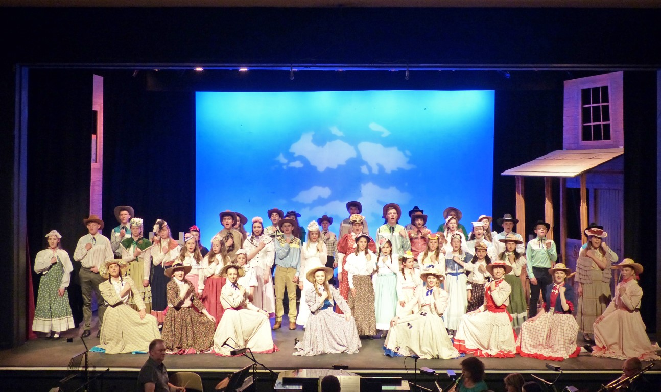 phoenix-youth-theatre-oklahoma-2016-full-cast-finale-stage.jpg