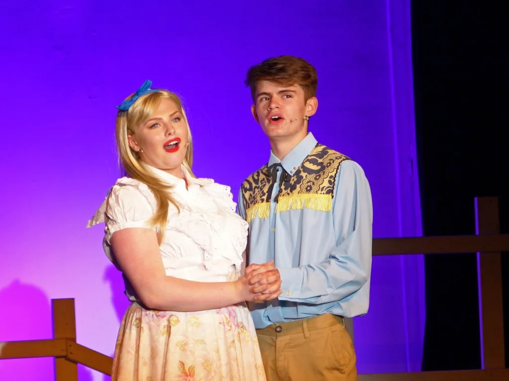 phoenix-youth-theatre-oklahoma-2016-laurey-and-curly-duet.jpg