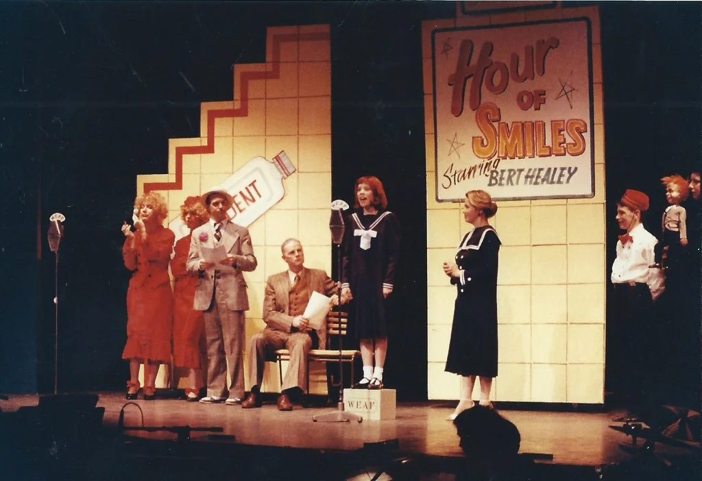 phoenix-theatre-annie-1991-hour-of-smiles-radio-scene.jpg