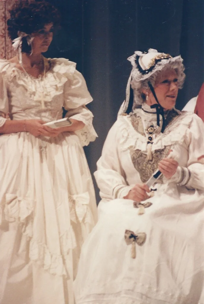 phoenix-theatre-1995-les-liaisons-dangereuses-matron-and-young-lady.jpg