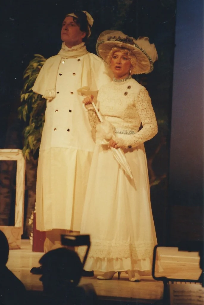 phoenix-theatre-1997-a-little-night-music-garden-duet-parasol.jpg
