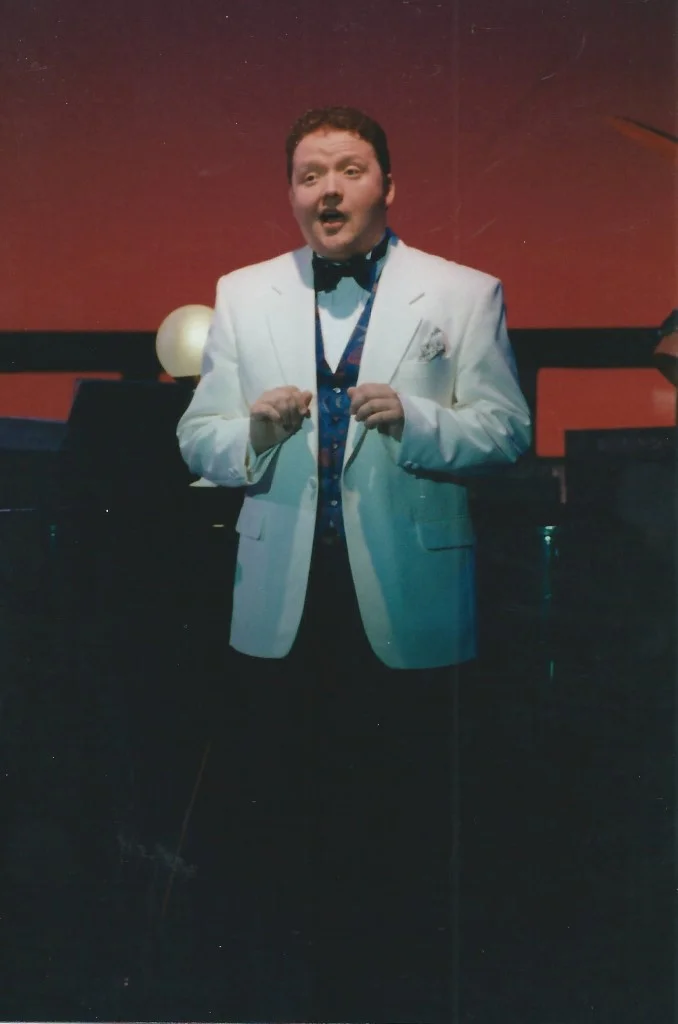 phoenix-theatre-cole-1998-white-jacket-soloist.jpg
