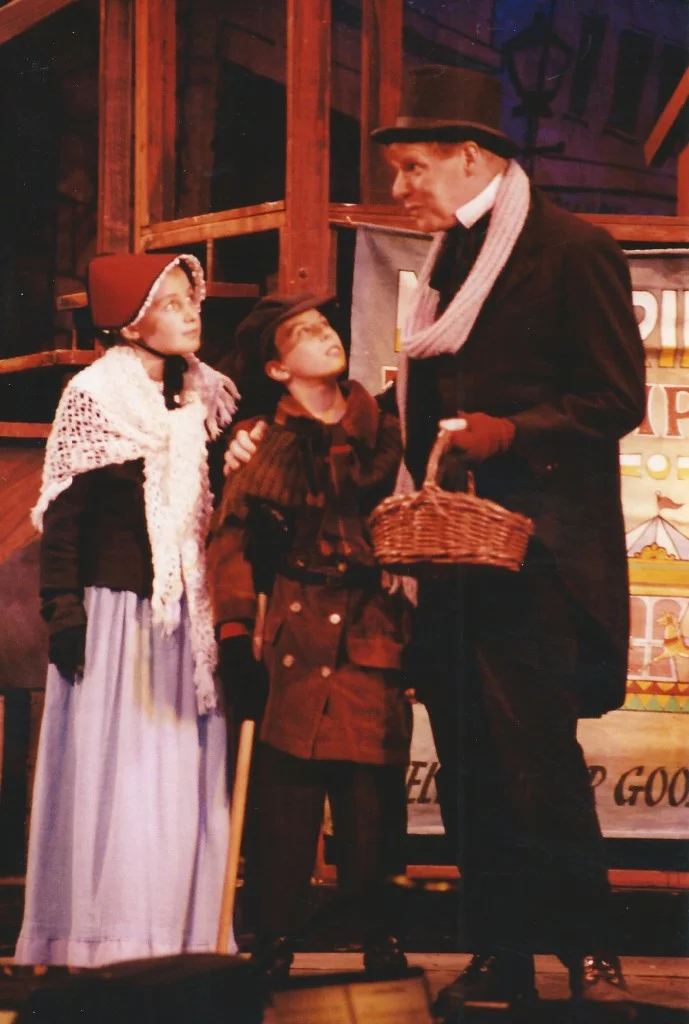 phoenix-theatre-1999-scrooge-victorian-street-children.jpg