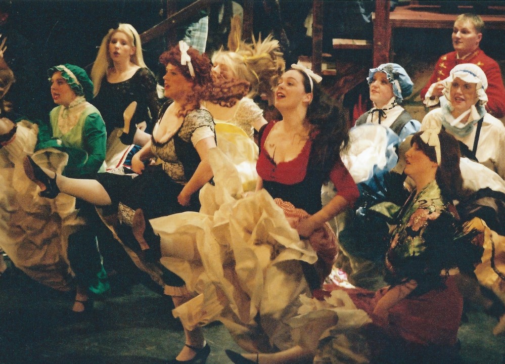 phoenix-theatre-oliver-2002-cancan-chorus-tavern.jpg