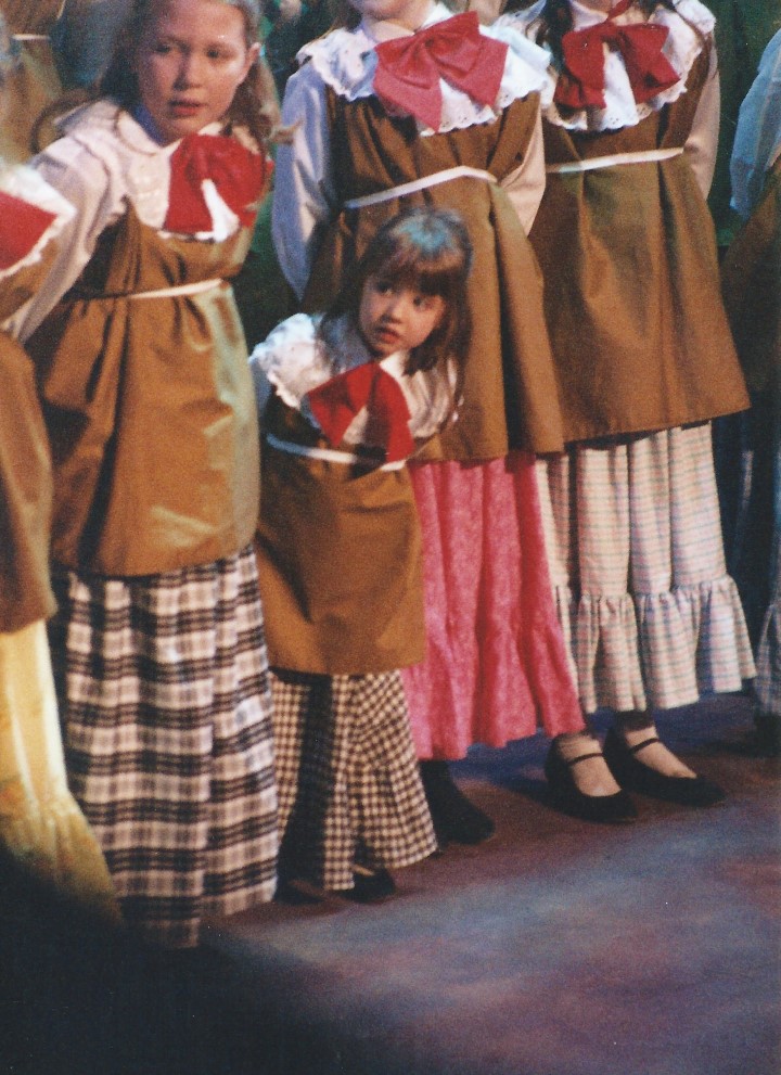 phoenix-theatre-scrooge-2003-childrens-chorus-victorian-costumes.jpg