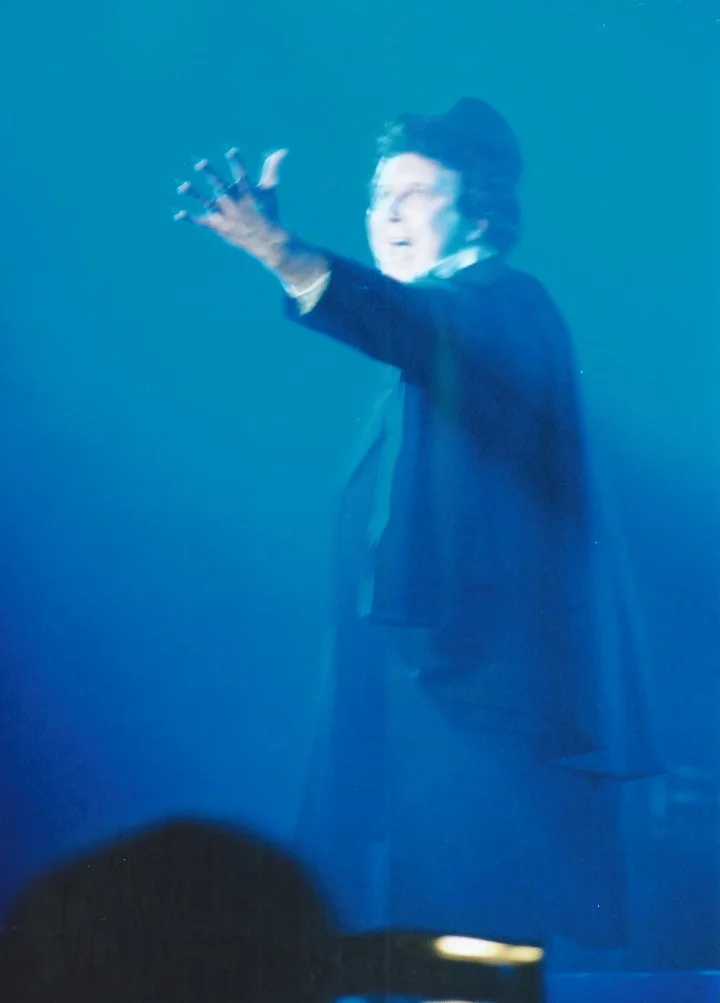 phoenix-theatre-jekyll-and-hyde-2006-dr-jekyll-blue-light-solo.jpg