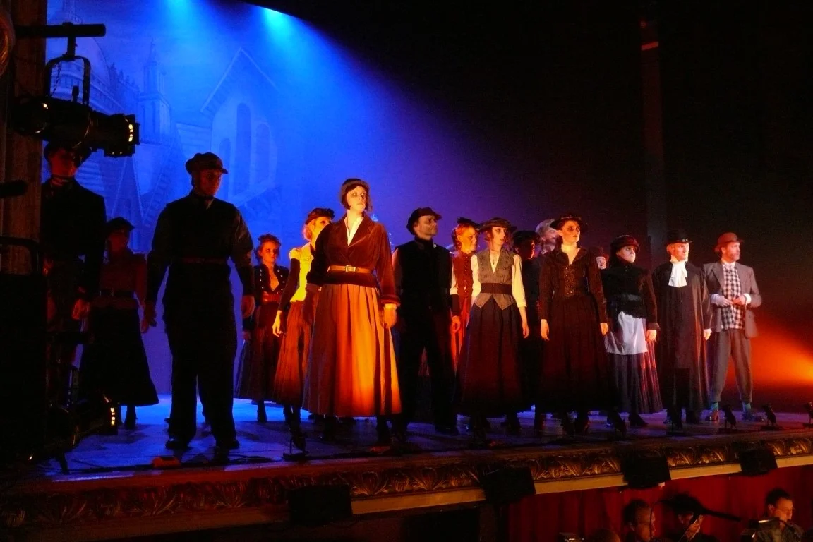 phoenix-theatre-2010-sweeney-todd-ensemble-opening-number.jpg