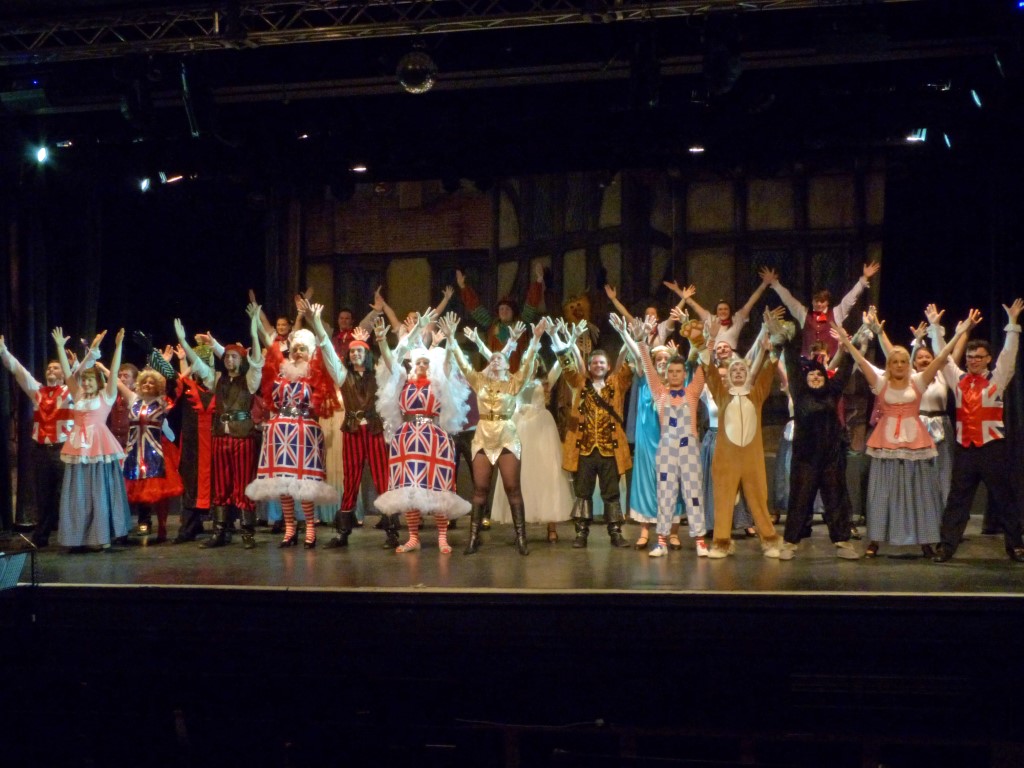 phoenix-theatre-2012-dick-whittington-finale-cast-curtain-call.jpg