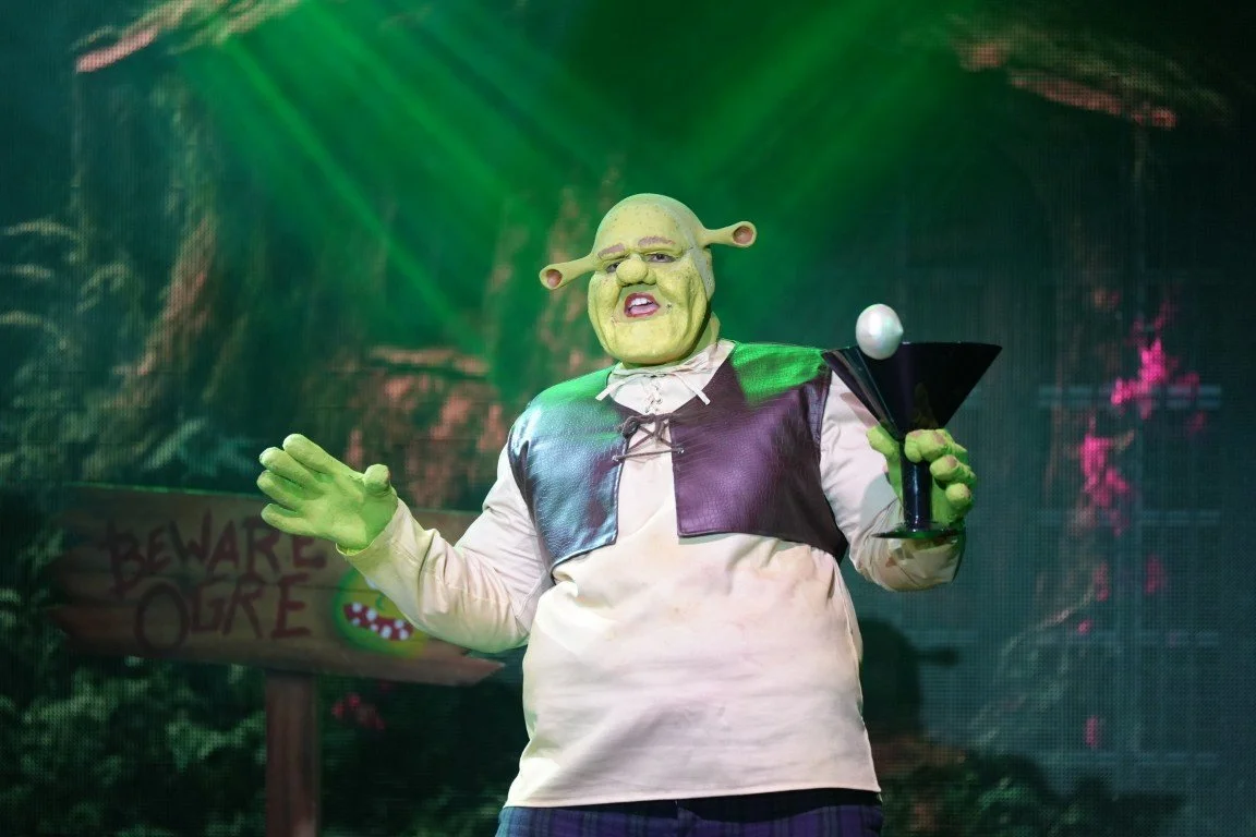 phoenix-theatre-shrek-the-musical-2025-aberdeen-shrek-beware-ogre-sign-085.jpg