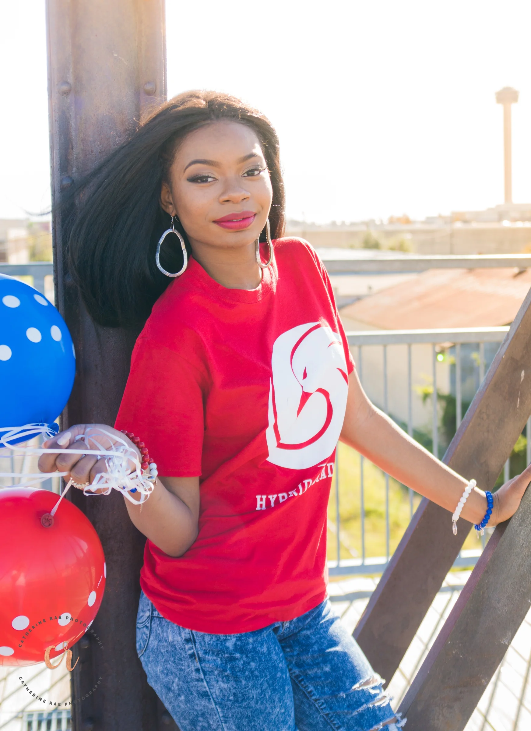 Senior_portrait_Sanantonio_grad_bridge_crp-27.jpg