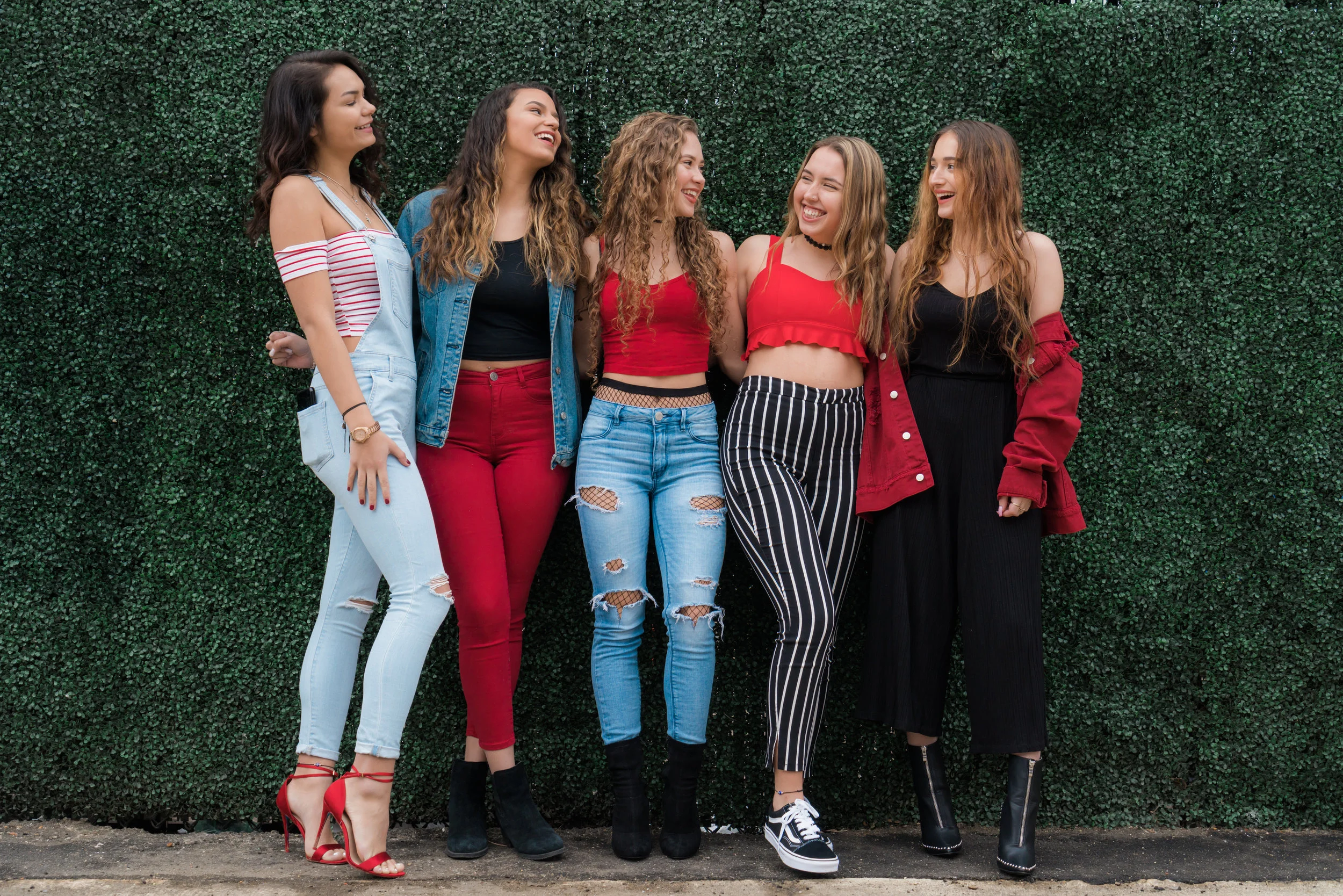 SENIOR HEARTS - VALENTINE'S DAY HIGH SCHOOL PORTRAIT SESSION