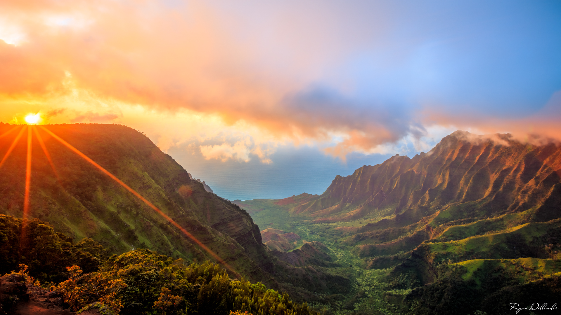 Kalalau_Valley.jpg