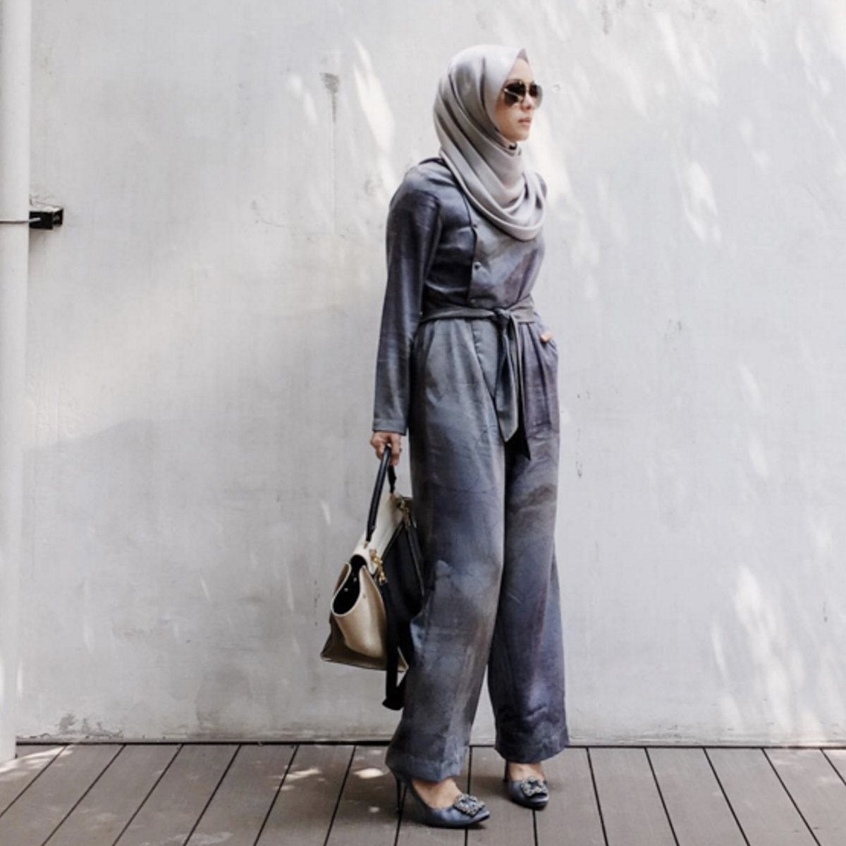 Vivy Yusof wearing Kamiidea's jumpsuit (Pic: @vivyyusof)