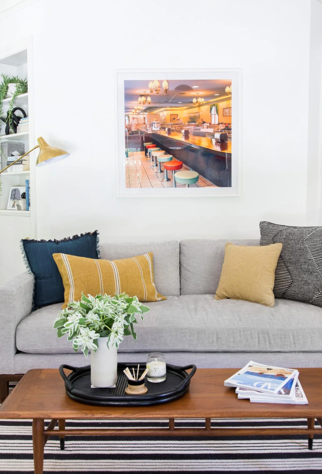 Emily-Henderson_Griffith-Park_Traditonal-Modern-Italian_Sunroom_Reveal_21-1024x1509.jpg