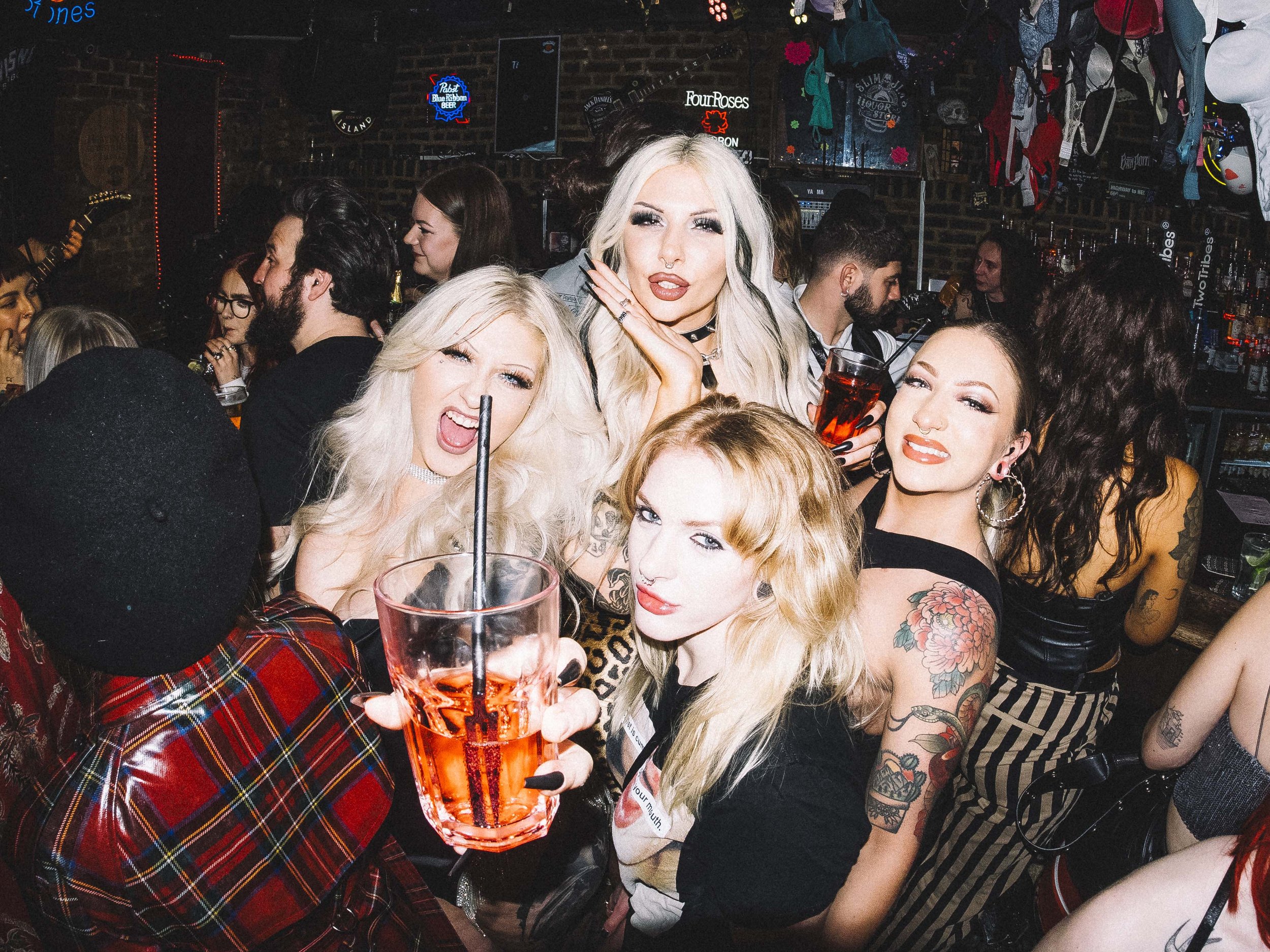 SLIMS_NYE_18 copy.jpg