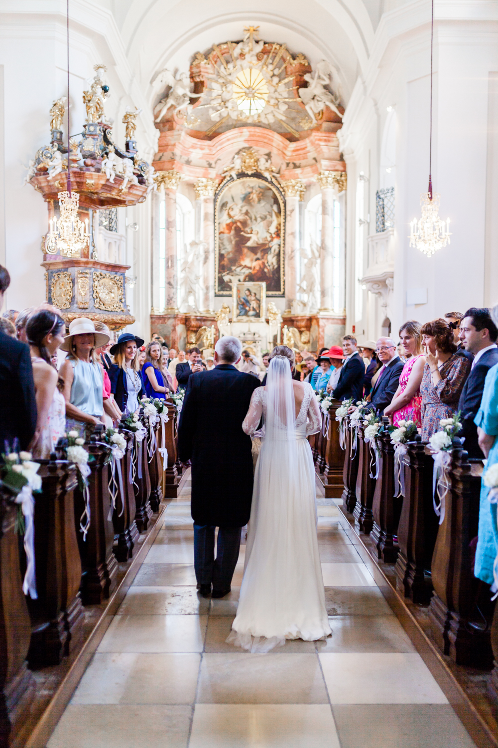 3_Kirche_Hochzeit_VeroRudi (13).jpg