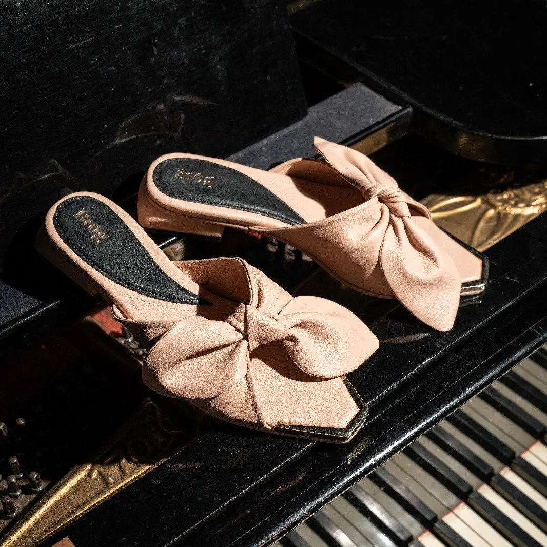 Fiona Bow in Dusky Pink. 

With gold details the softest leather and made by hand.... Proud of these little beauties.

Can't wait to show you the rest of the collection when it comes out of production.

#shoeporn #fashionconsultant #fashiongram #shoe