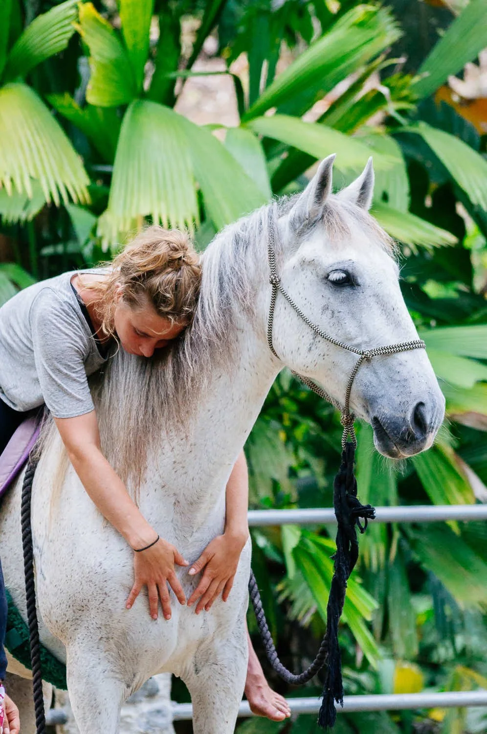 Moments That Unfolded Naturally

Captured quietly during retreats