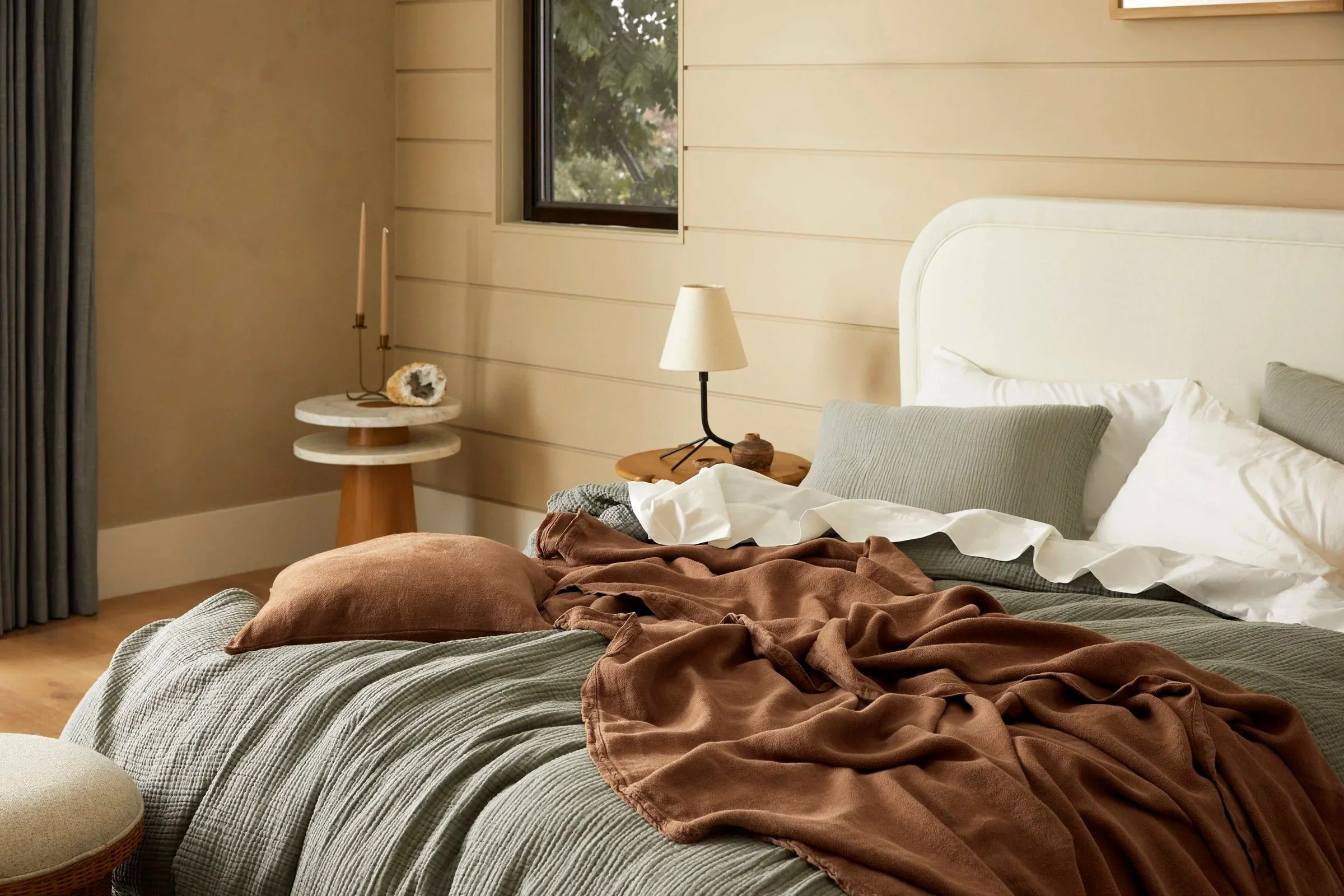 029_221102_ParachuteHome_2023_Q1_3522.jpg