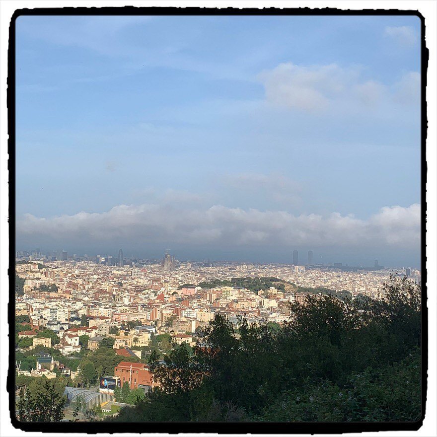 Thank you Barcelona for all these sunny days &amp; the good company,
Will be back soon
For me you are still my Home 
#barcelona #sun #bluesky #yoga #yogawithfriends #muchlove