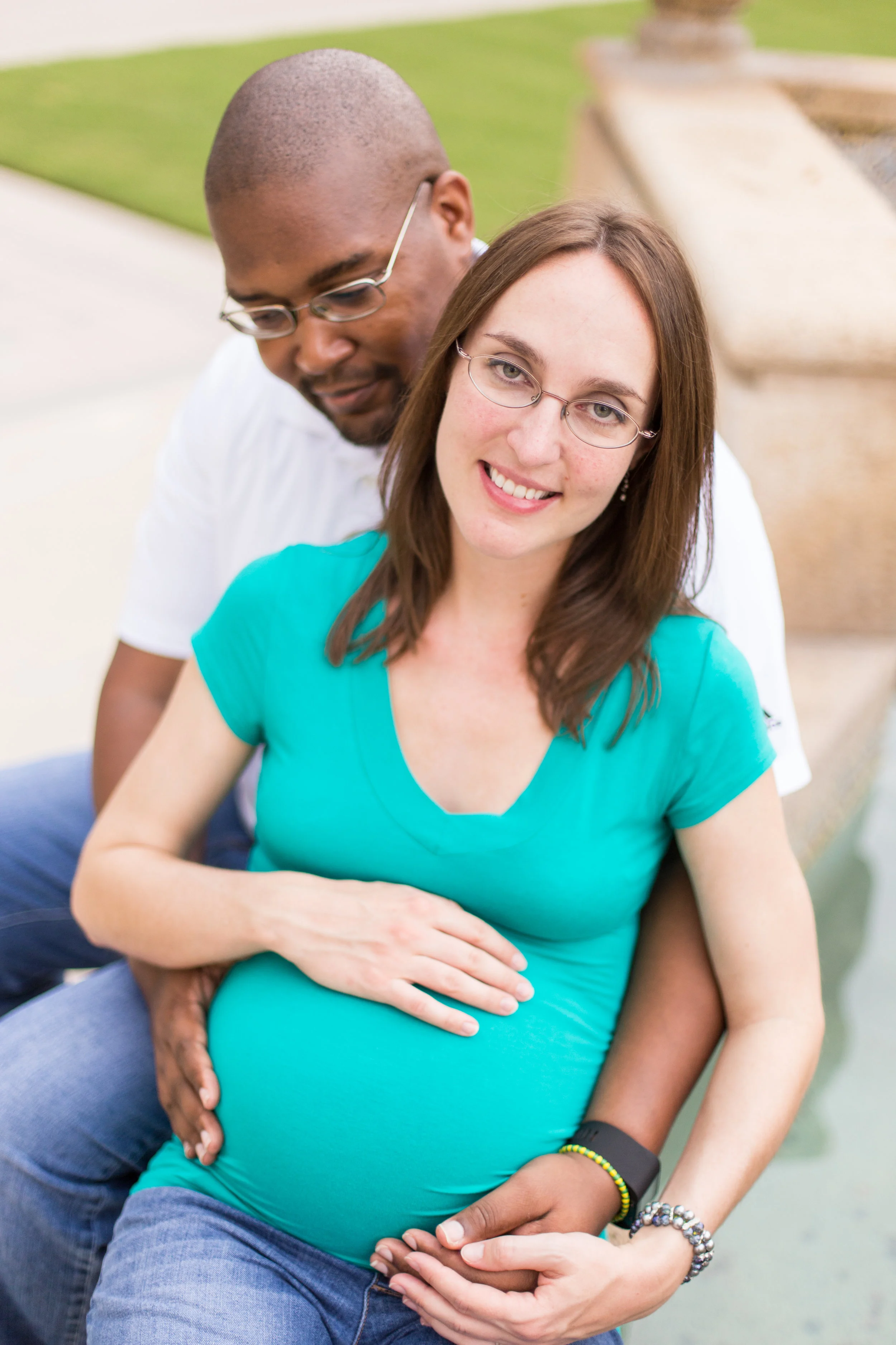 Maternity lifestyle photography shoot in Mizner Park, Boca Raton