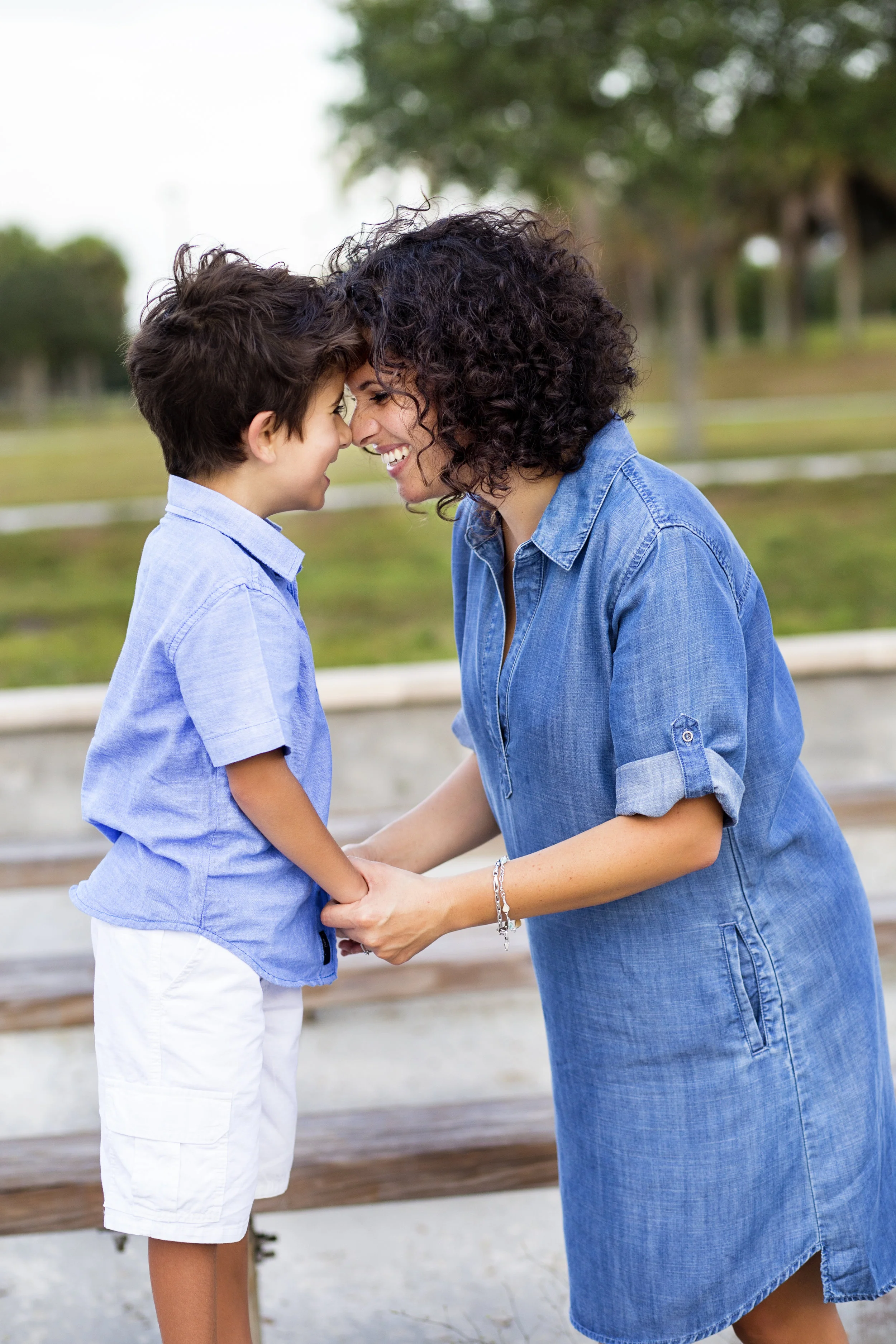 Outdoor family photography session in Boca Raton Florida