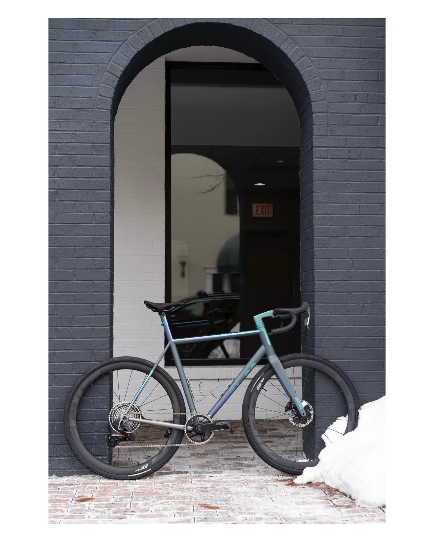 New bike day ✨ No. 22 Drifter X. Fit + build by ACME. 

Hope you&rsquo;ll join us this Friday &mdash; we&rsquo;re excited to host @22bikes for a special evening at ACME Brooklyn. Bryce from No. 22 will be joining us for a behind-the-scenes talk on th