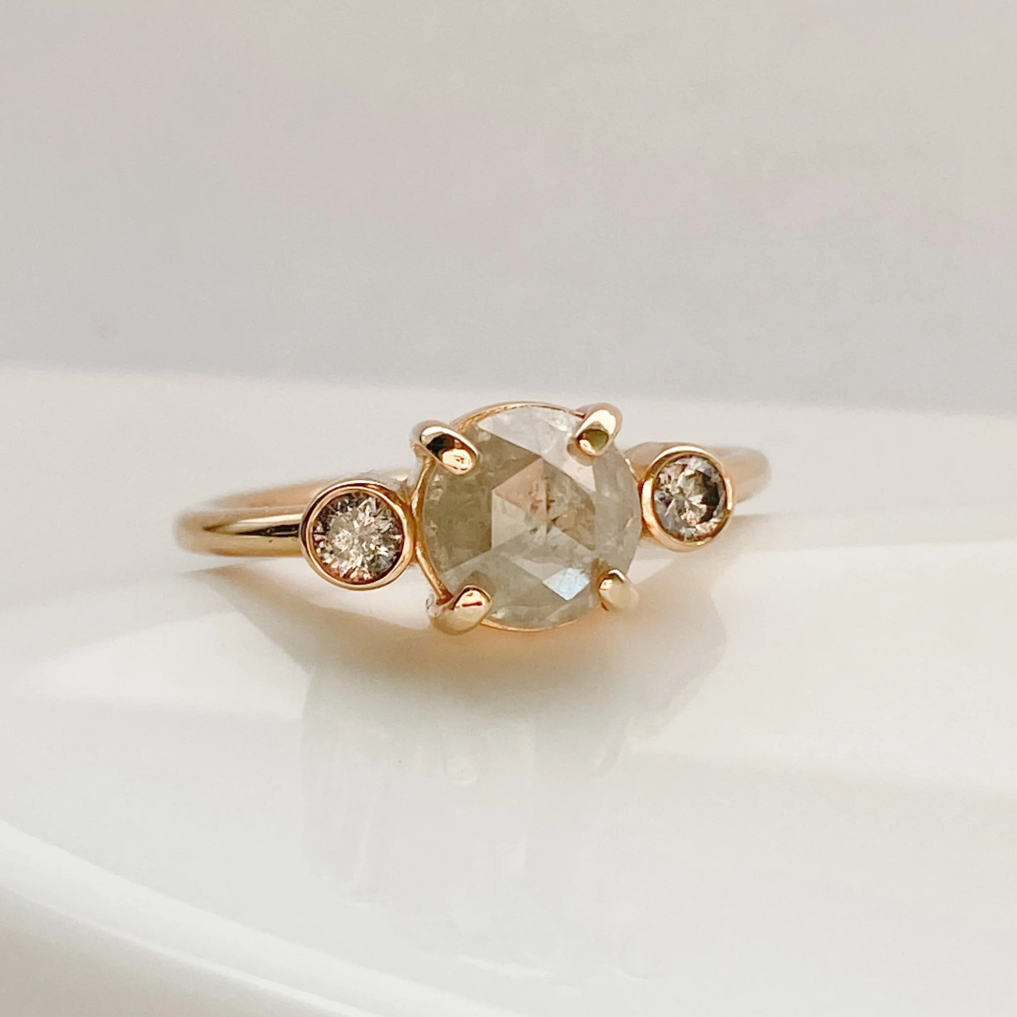 The Lyra Ring