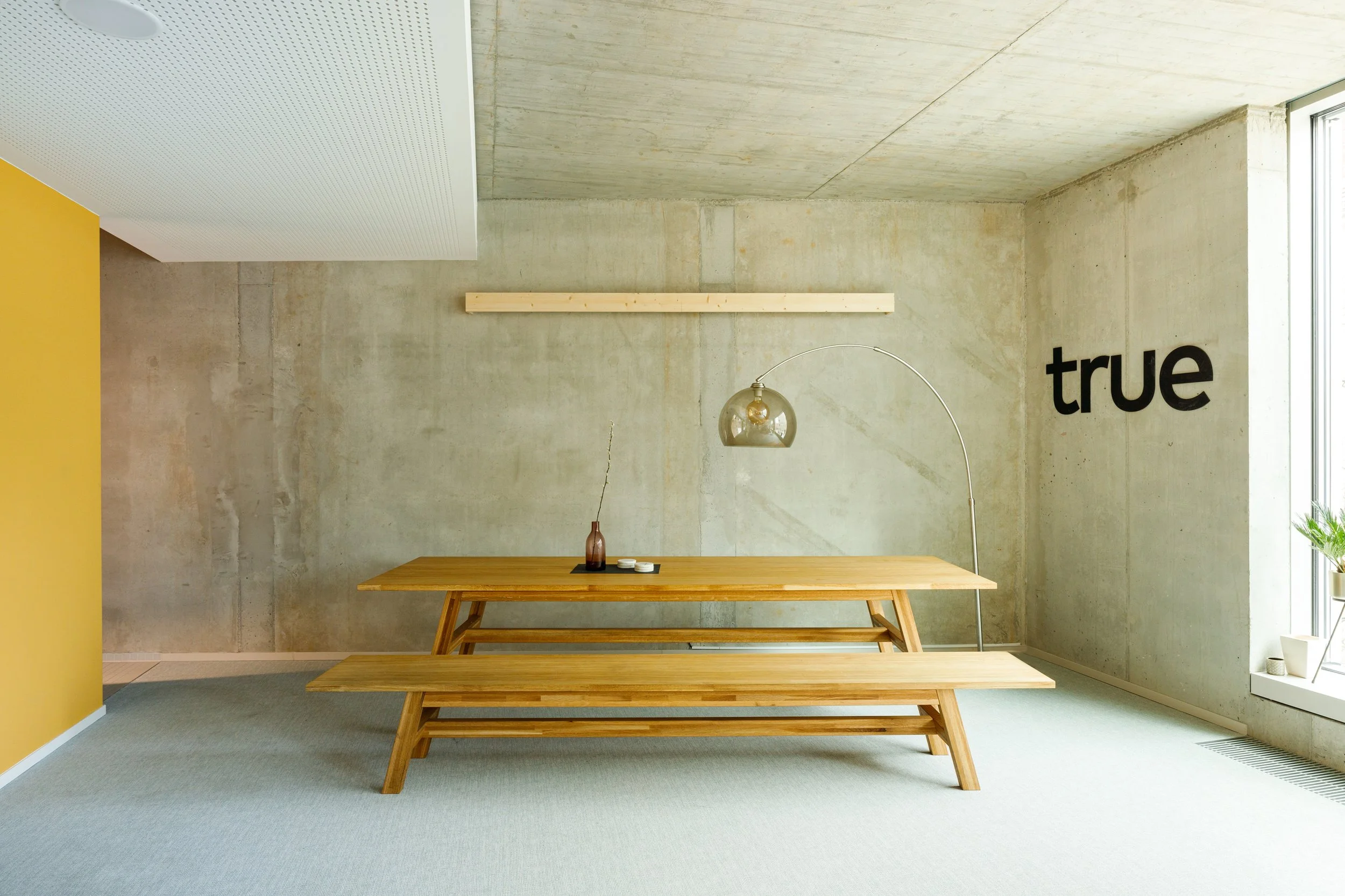 True Search - Office Design