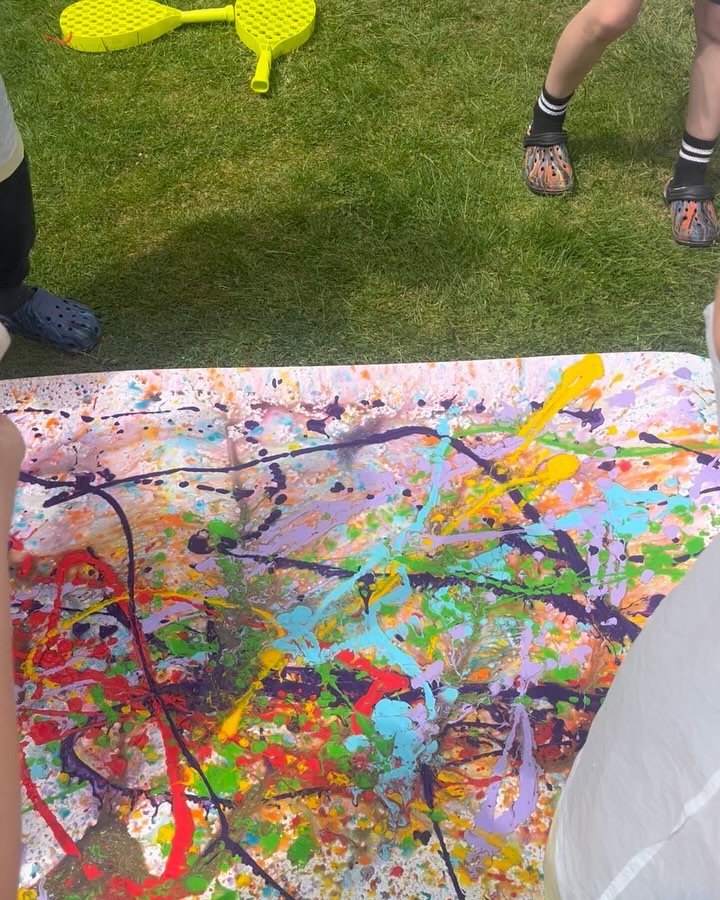 My life as an artist, mother and therapist all converged this weekend at my sons splatter paint party! We had such a laugh and beautiful to see children have experiences they may not always have access to. #arttherapist #artistmother #momlife #birthi