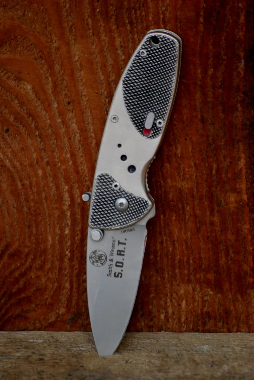 Smith & Wesson S.O.R.T Knife