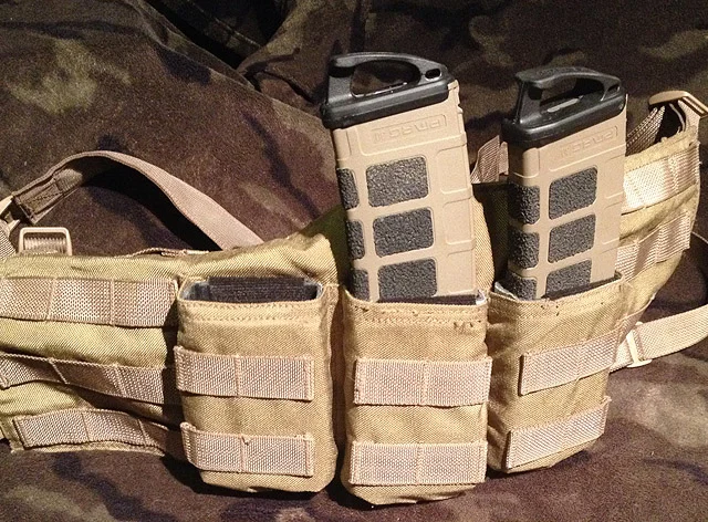 Eagle Industries Chest Rig M4 Molle LE Style