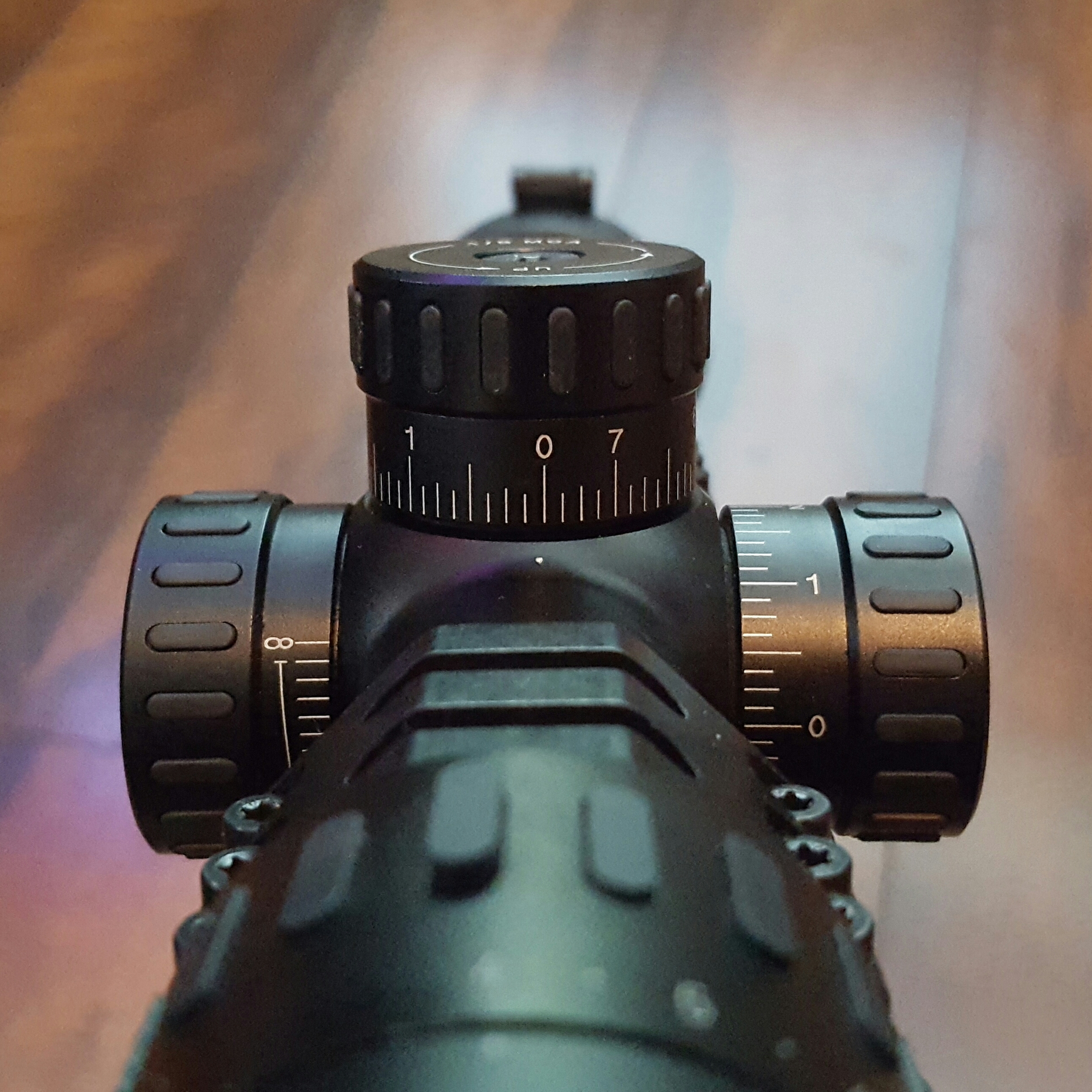 Zero misalignment and raised index on zoom adjustment