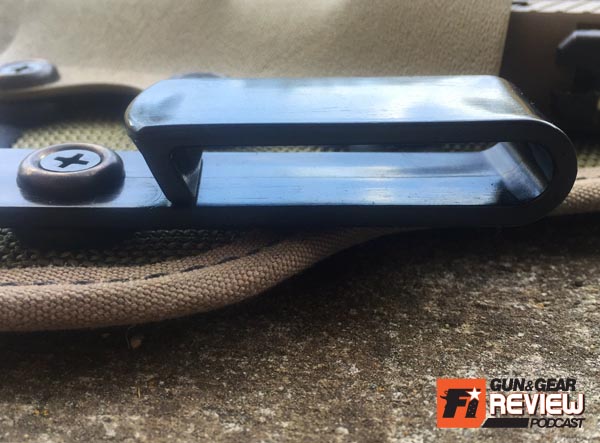 The belt clips have a nice edge that's easy to feel and pry on when attaching to your belt one handed and without looking.