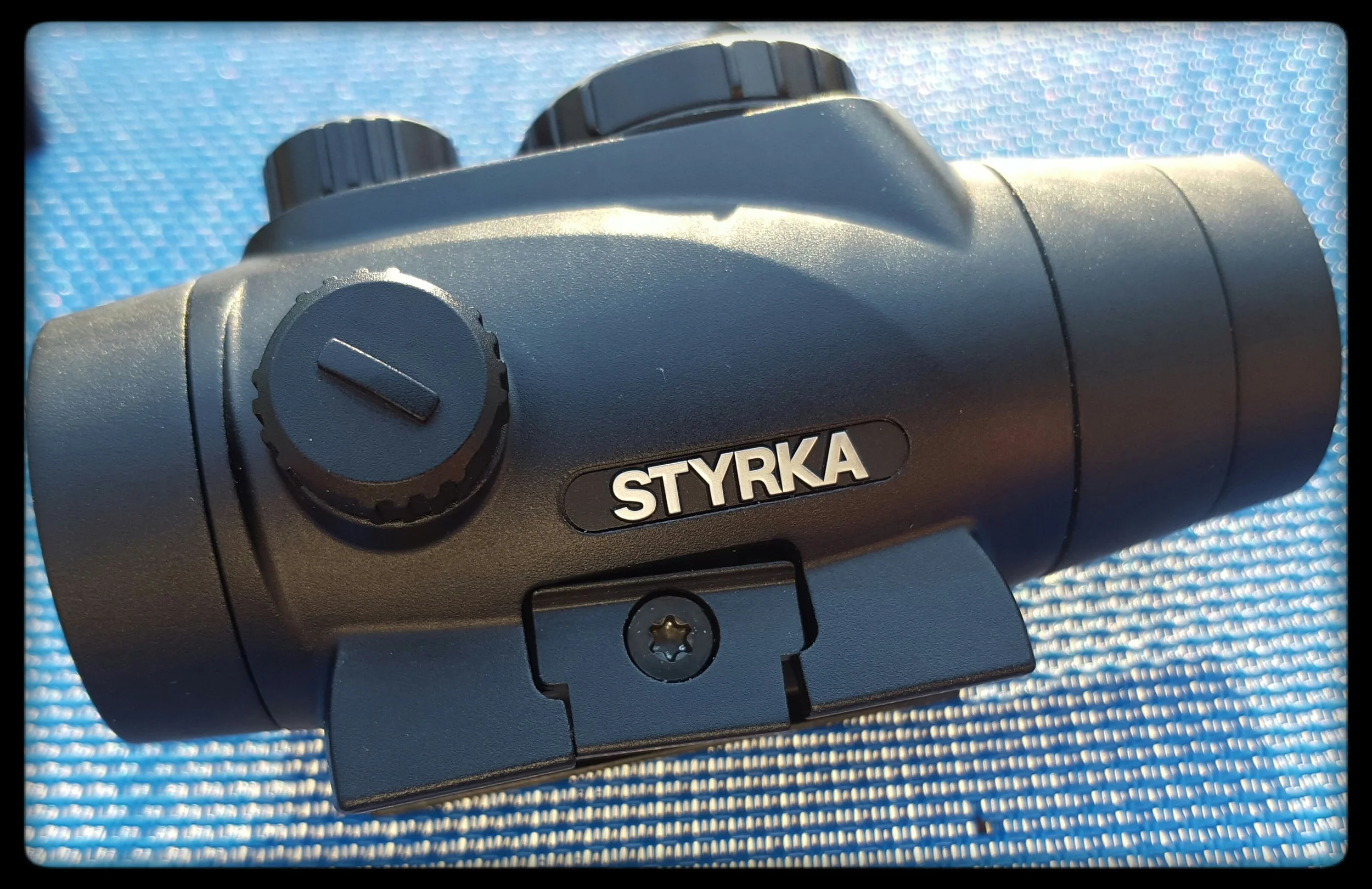 STYRKA S3 RED DOT