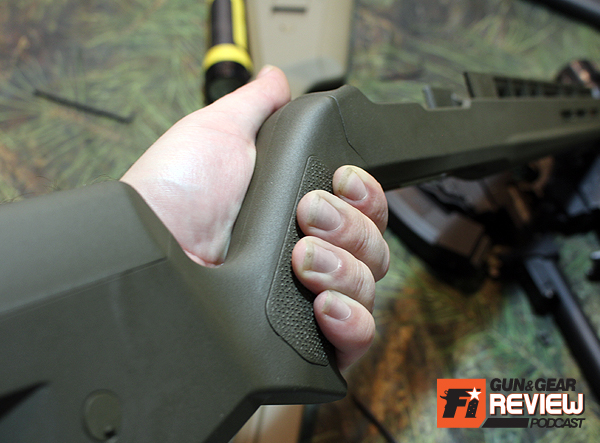 The grip angle of the X-22 is well designed and feels right pronated or on the bench.