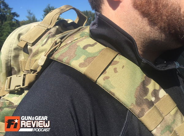 The shoulder straps spread the load well, and are padded with a breathable layer for all day comfort in the hot sun or freezing cold.