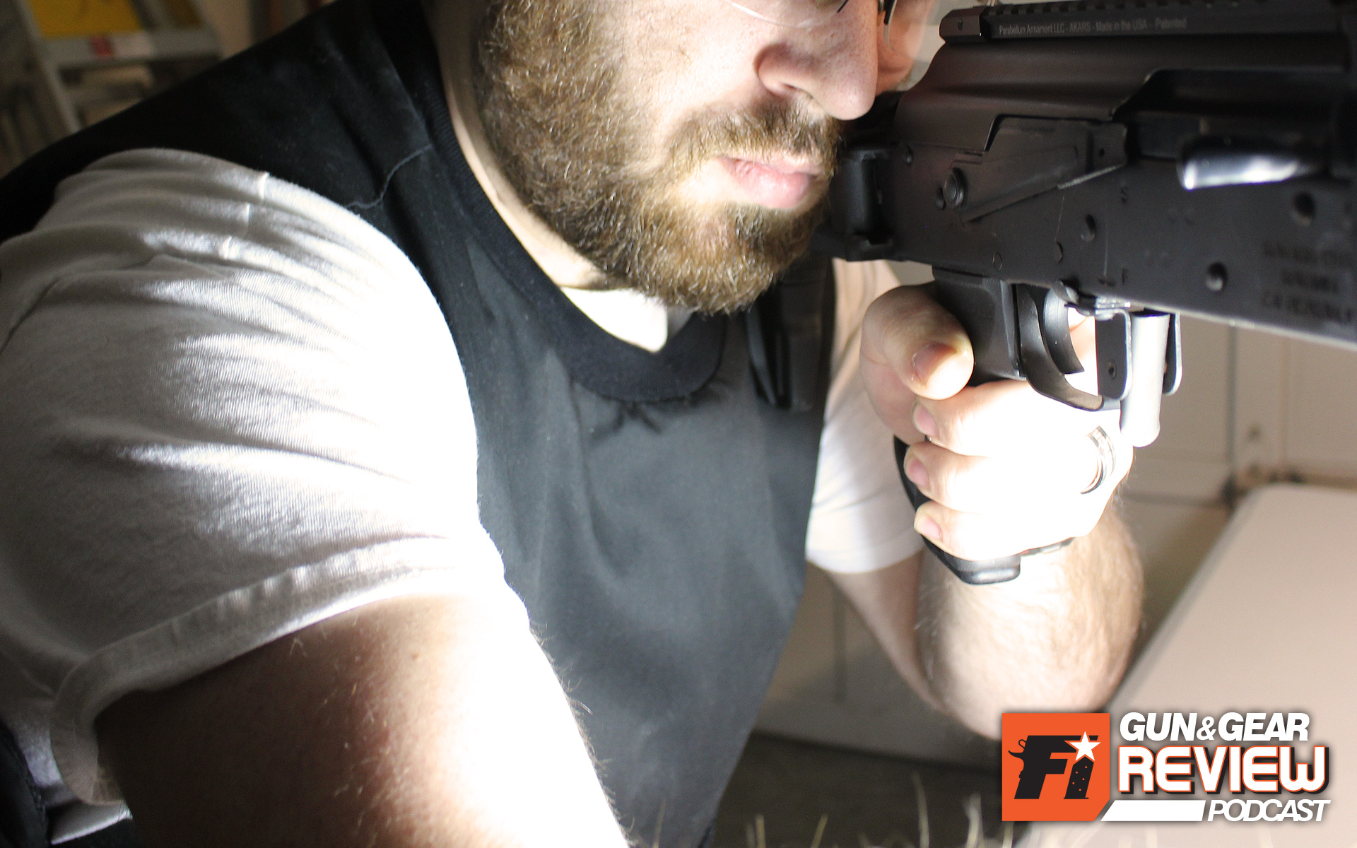 The low thickness and unhindered movement the vest provides allows for easy shouldering of a rifle as well as pistol stances, unlike hard body armor with steel plates.