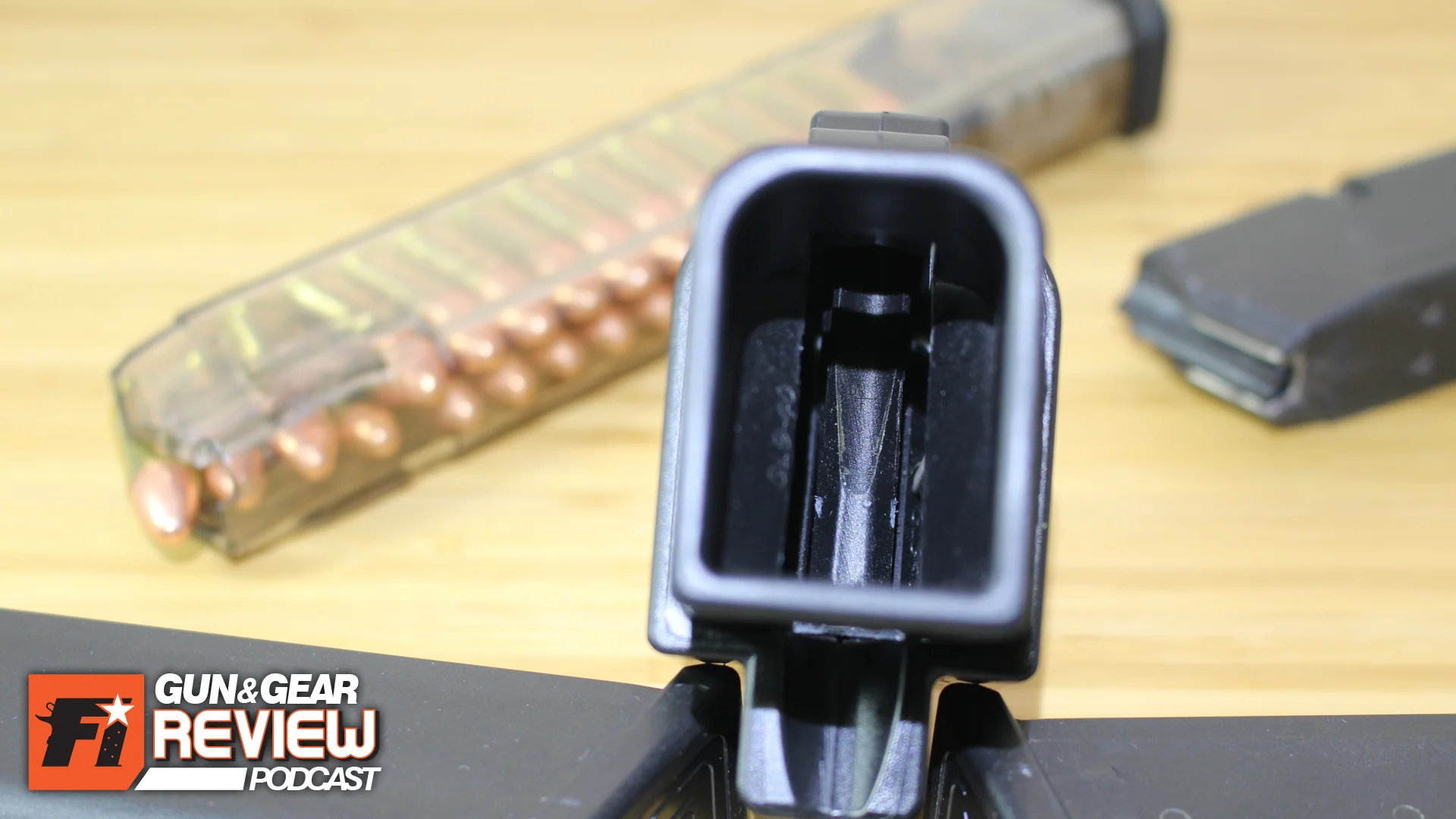 The internal ramp feeds both 9mm or 40sw rounds into the magazine when its pressed down.