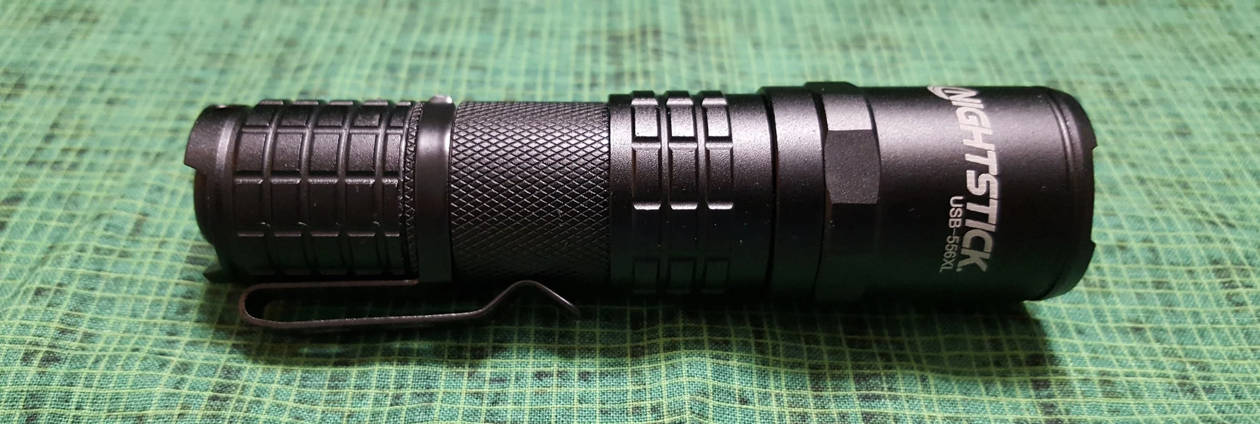 Nightstick USB-556xl