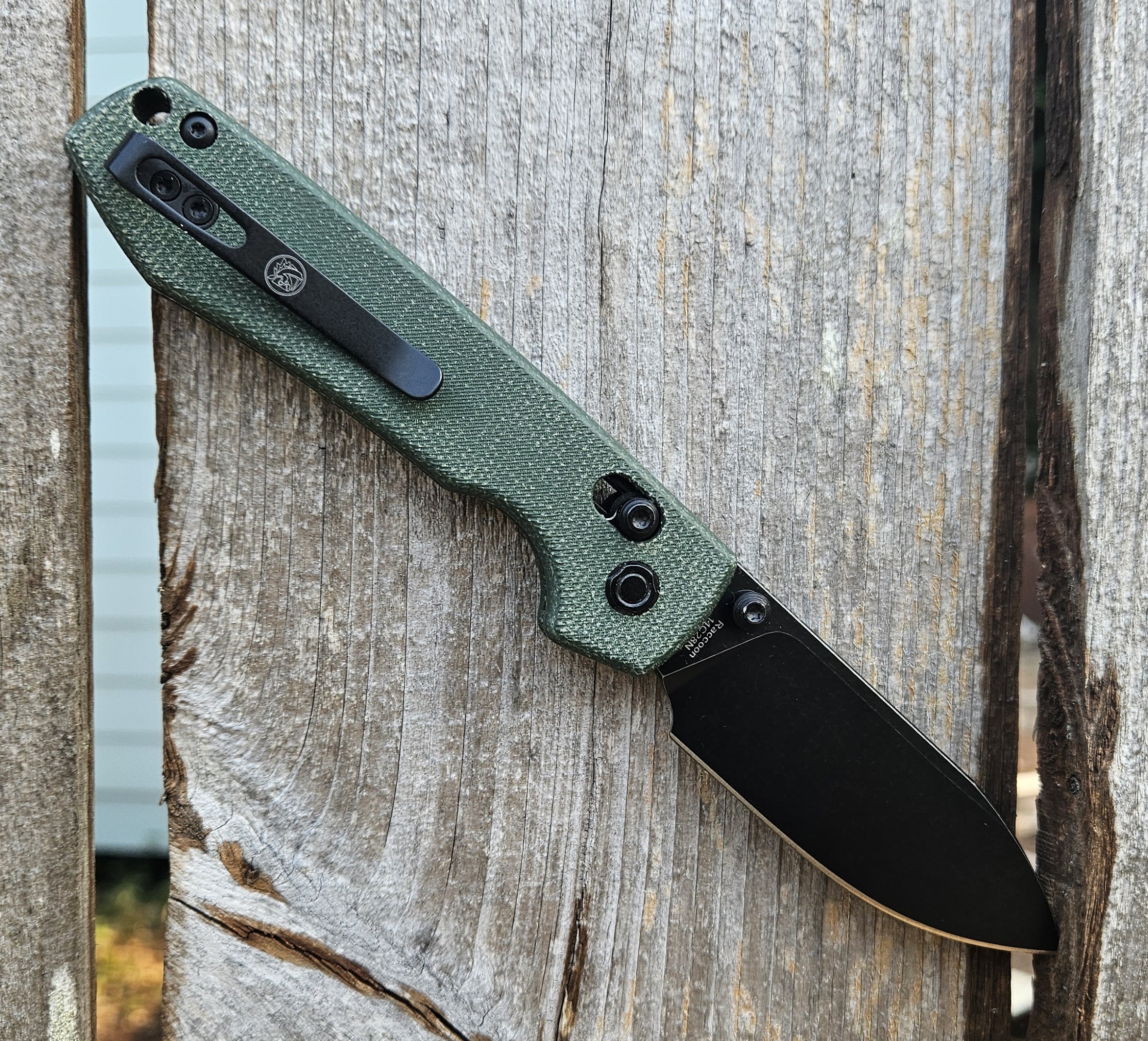 KnifeCenter FAQ #113: Beater Knives & Big Folders 