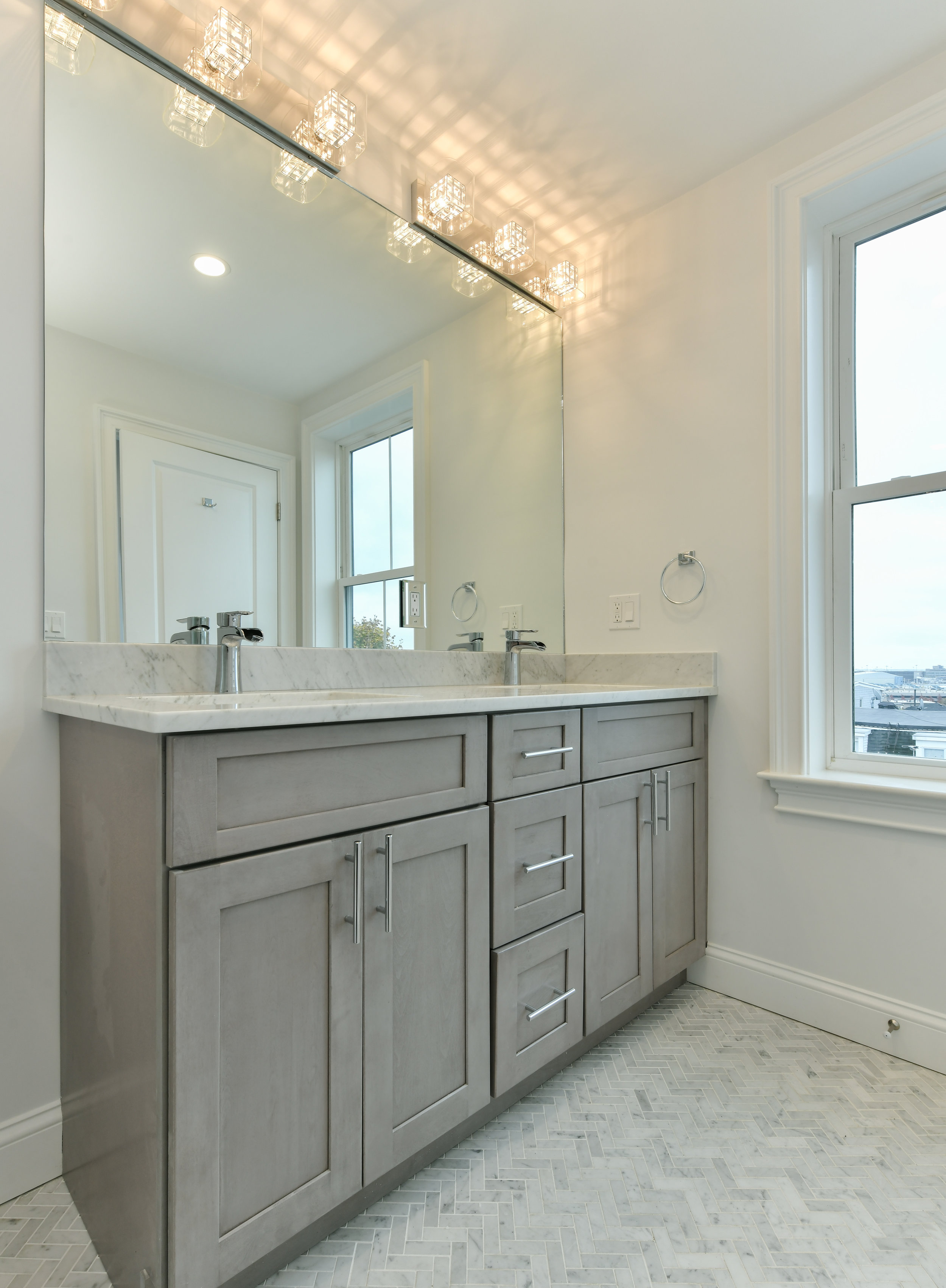 6MasterBath3.jpg