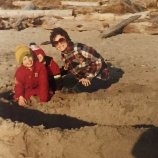 Ken and Mom at Lincoln Beach .JPG