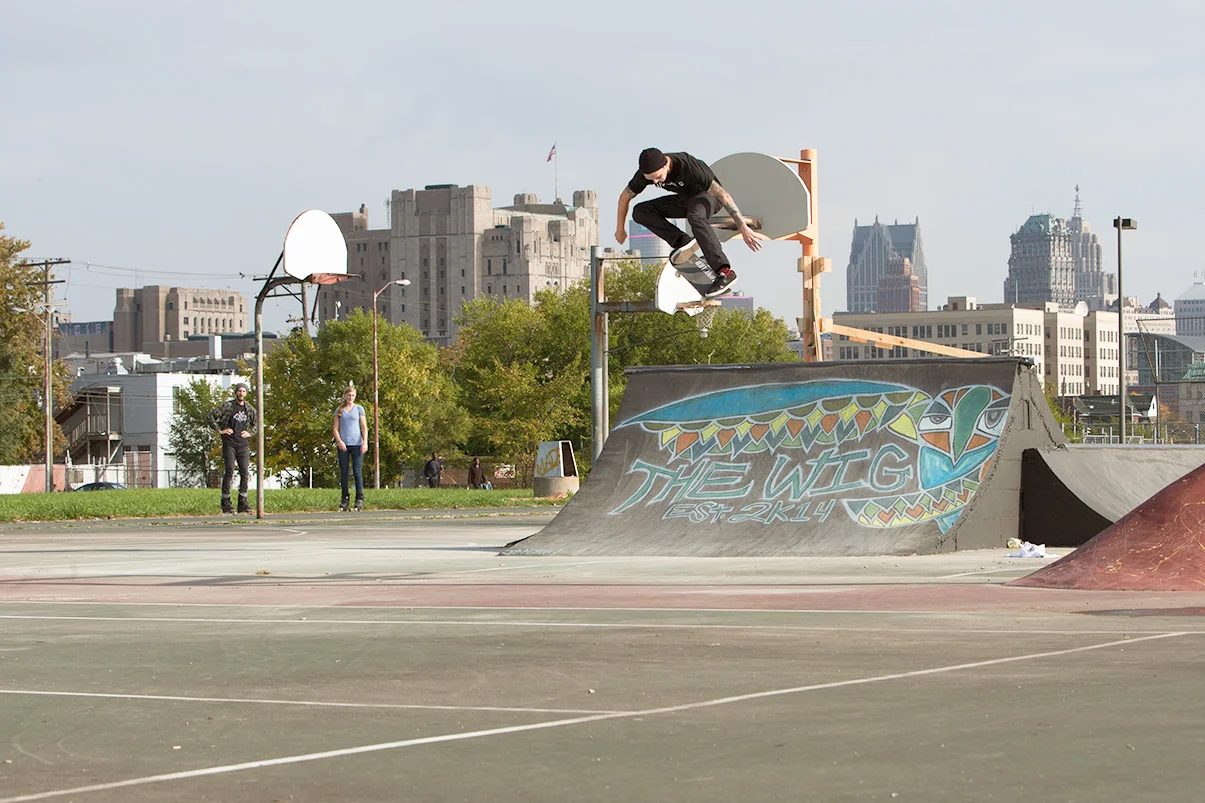 dustin_backside_transfer_thewig_2014.jpg
