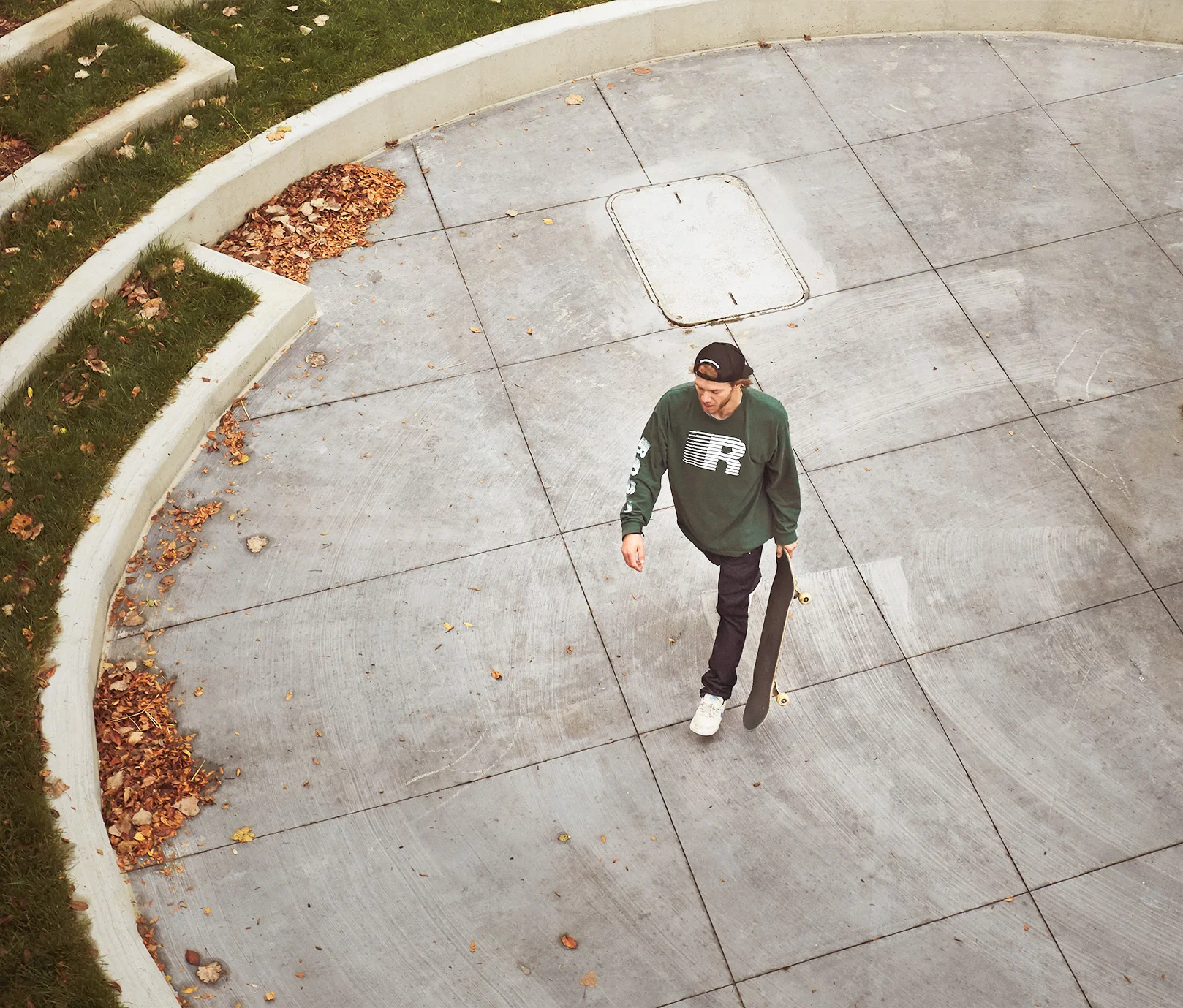 knox_longsleeve_green_2.jpg