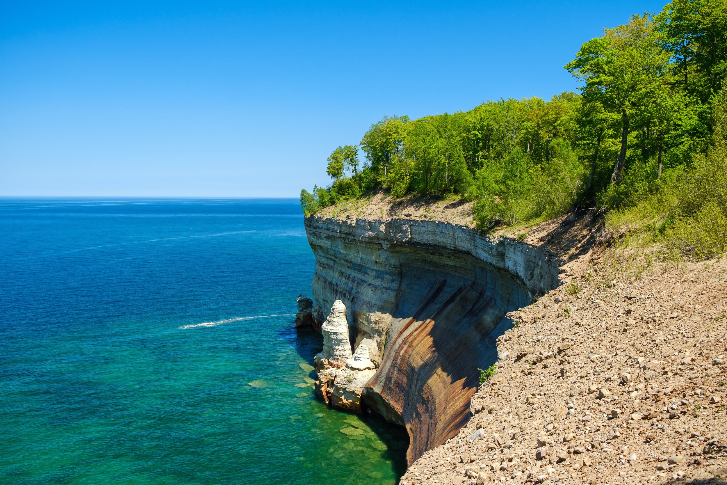  The ‘Pictured Rocks` 